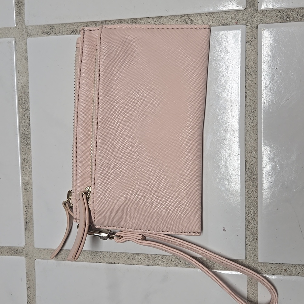 Joe Fresh new condition wristlet pink with 2 zippers